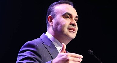Kacır: Paris’te Türkiye’nin teknoloji ve yatırım vizyonunu paylaştık