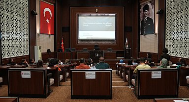 Keçiören'de, belediye personeline resmi yazışma eğitimi