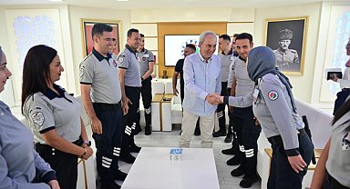 Kepez Belediye Başkanı Kocagöz’den güvenlik görevlilerine teşekkür