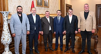 Kocaeli Marmara Taşıyıcılar Kooperatifi Başkanı Küçük'ten, Vali Aktaş’a ziyaret