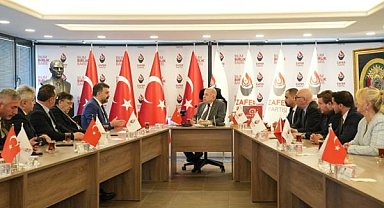 Özdağ, Ankara Kent Konseyi heyetini kabul etti