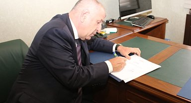 Özdağ: Parti değiştiren belediye başkanları seçmen iradesini zedeliyor