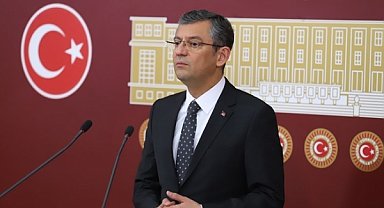 Özel’den öğretmenlerin taleplerine destek