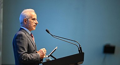 Uraloğlu: Hakkari'nin ulaşım ağını güçlendirmek için dev yatırımları hayata geçirdik