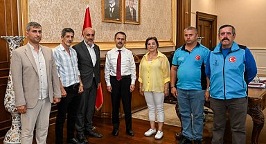 Yesevi Hareketi Derneğinden, Vali Aktaş’a ziyaret