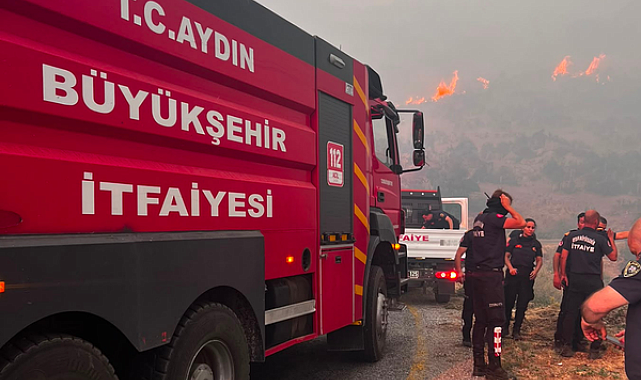Aydın Büyükşehir Belediyesi ekipleri Çine'deki orman yangınına müdahale ediyor