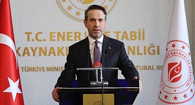 Bakan Bayraktar, Amasya'da enerji sektörü temsilcileriyle bir araya geldi
