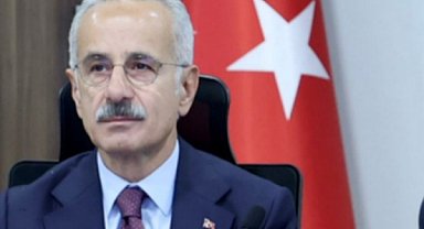 Bakan Uraloğlu: 15 Temmuz temalı 10 YHT seti raylara indiriliyor