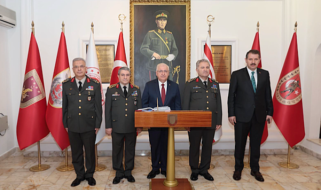 Bakan Yaşar Güler, KKTC’de Kıbrıs Türk Barış Kuvvetleri Komutanlığını ziyaret etti