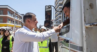 Başkan Tugay: Göz boyayan değil, sorun çözen işler yapıyoruz