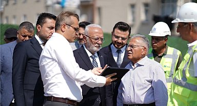 Büyükkılıç, Kartal Katlı Kavşağı’ndaki çalışmaları inceledi
