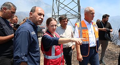 Büyükşehir, Alanya'daki orman yangınına destek veriyor