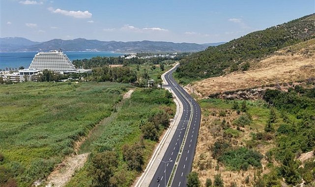 Büyükşehir, Selçuk'taki Pamucak turizm yolunu yeniledi