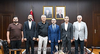 Çayırova Müteahhitler Birliği yönetiminden Vali Aktaş'a ziyaret