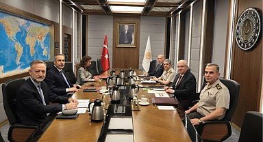 Dışişleri Bakanı Fidan, Milli Savunma Bakanı Güler ile görüştü