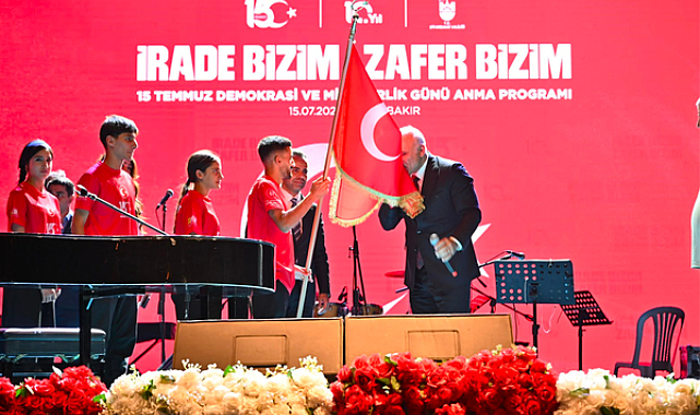 Diyarbakır'da 15 Temmuz Demokrasi ve Millî Birlik Günü programı düzenlendi