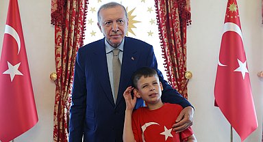 Erdoğan, “Nefret Etme, Kek Yap” hareketinin kurucusu Joshua Harris’i kabul etti