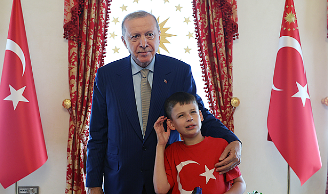 Erdoğan, “Nefret Etme, Kek Yap” hareketinin kurucusu Joshua Harris’i kabul etti