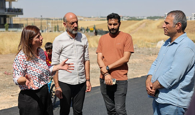 Eşbaşkan Bucak, altyapı ve peyzaj çalışmalarını sahada inceledi