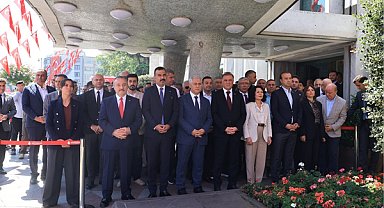 İBB önünde 15 Temmuz şehitleri anıldı