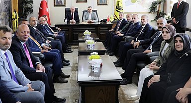 İçişleri Bakanı Çiftçi’den Bayburt Belediyesi’ne ziyaret