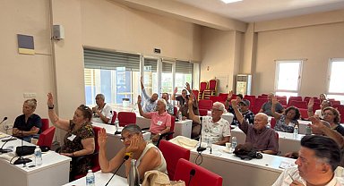 İzmir'de Yurttaş Meclisleri büyüyor: 12 ilçede 89 yeni politika önerisi kabul edildi
