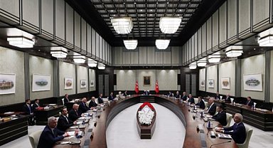 Kabine toplanıyor, ekonomi ve Meclis gündemi izlenecek