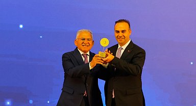Kayseri Büyükşehir Belediyesi'ne RES projesiyle ulusal ödül