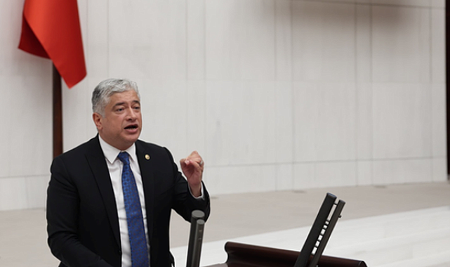 Kısacık: Yapay zeka konusunda kaybedeceğimiz bir gün bile yok