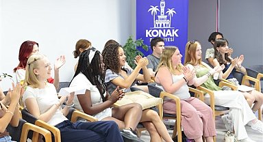 Konak'ın gençlik merkezleri uluslararası gençleri ağırladı