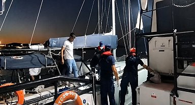 Muğla açıklarında 67 düzensiz göçmen ve 5 göçmen kaçakçısı şüphelisi yakalandı