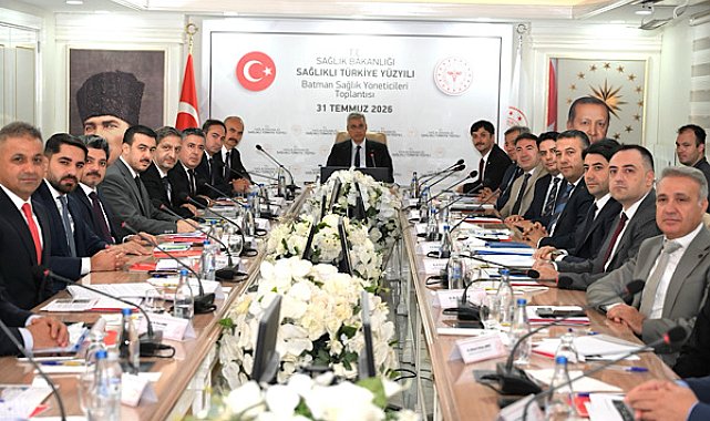 Sağlık Bakanı Memişoğlu, Batman’da sağlık zirvesine başkanlık etti