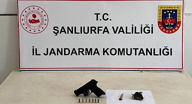 Şanlıurfa'da jandarmadan devriyede silah ve uyuşturucu operasyonu