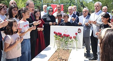 Siirt'te 15 Temmuz şehitleri anıldı