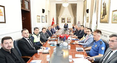 Trabzon'da trafik güvenliği ve ulaşım masaya yatırıldı