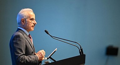 Uraloğlu, Bolu Dağı'nda Karayolları personeliyle bir araya geldi