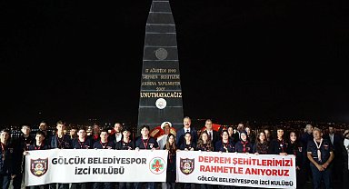 17 Ağustos deprem şehitleri 27. yılında dualarla anıldı