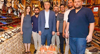 Adana Valisi Yavuz, Seyhan'da esnaf ve vatandaşlarla buluştu
