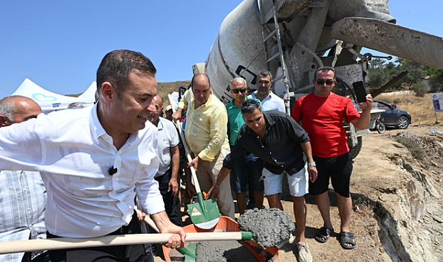 Akın, Avşa Cemevi'nin temel atma törenine katıldı