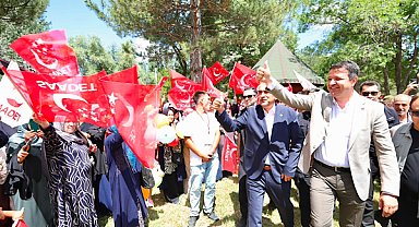 Arıkan, Geleneksel Saadet Pikniği'ne katıldı