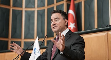 Babacan, Kars ve Ardahan’da üreticilerle buluştu