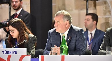 Bakan Bak’tan Akdeniz Oyunları öncesi milli sporculara başarı mesajı