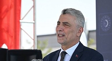 Bakan Bolat, Çorum’da esnafı ziyaret etti