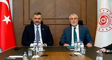 Bakan Çiftçi, Bakan Işıkhan ile bir araya geldi