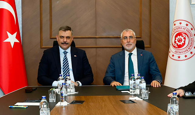 Bakan Çiftçi, Bakan Işıkhan ile bir araya geldi
