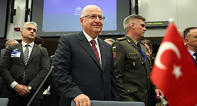Bakan Güler, Özel Kuvvetler Komutanlığı İhtisas Kursu Kapanış Töreni’ne katıldı