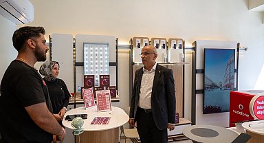 Başkan Er, Akpınar’da yeni iş yerlerine taşınan esnafı ziyaret etti