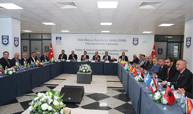 Karaman'da 8'inci Uluslararası Türk Dünyası Şöleni sona erdi