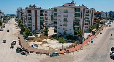 Kumluca'da kaldırım ve drenaj çalışması tamamladı