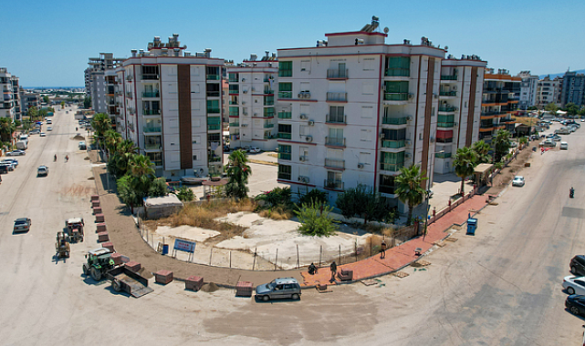 Kumluca'da kaldırım ve drenaj çalışması tamamladı